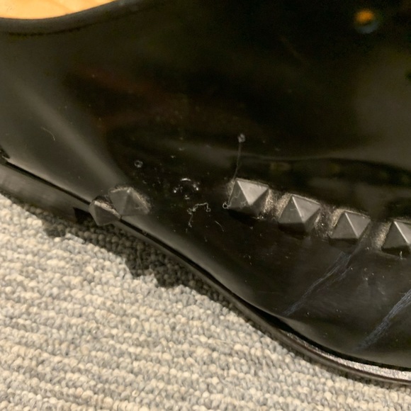 Designer Valentino Garavani Men's Studded Black & Blue Laceup Oxford Shoes - Picture 10 of 12